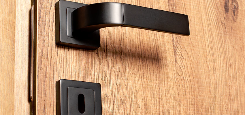 Weekend Lockout Assistance Troubleshooting in Largs Bay, SA